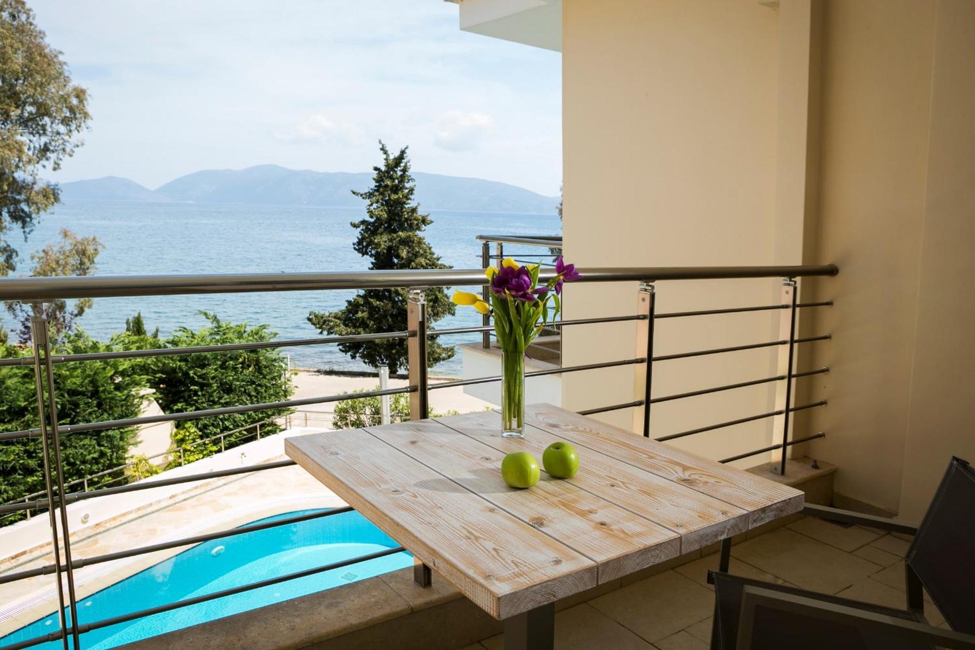 Meliti Waterfront Karavomylos